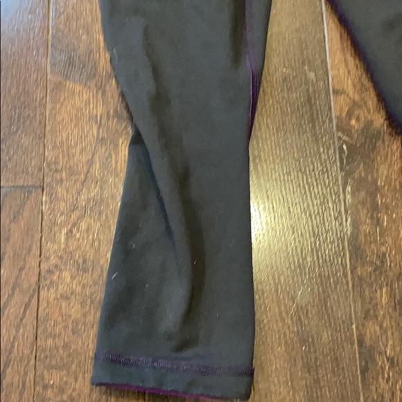 Lululemon wonderunder purple and black pants 4 - Picture 13 of 16